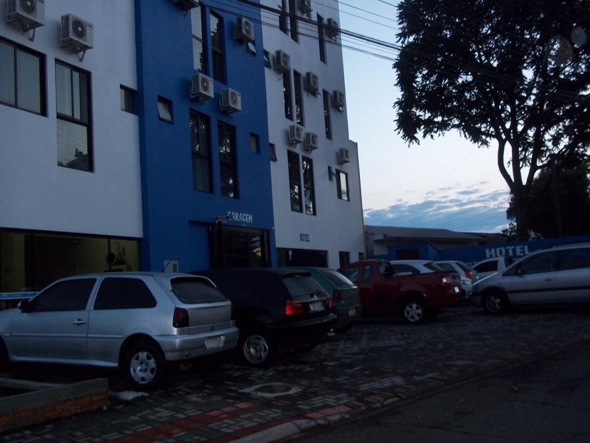 Hotel J Ferarrini Chapecó 外观 照片
